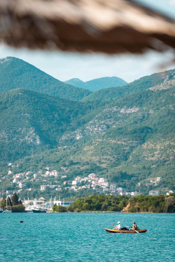 Aquata Apartments Tivat Extérieur photo