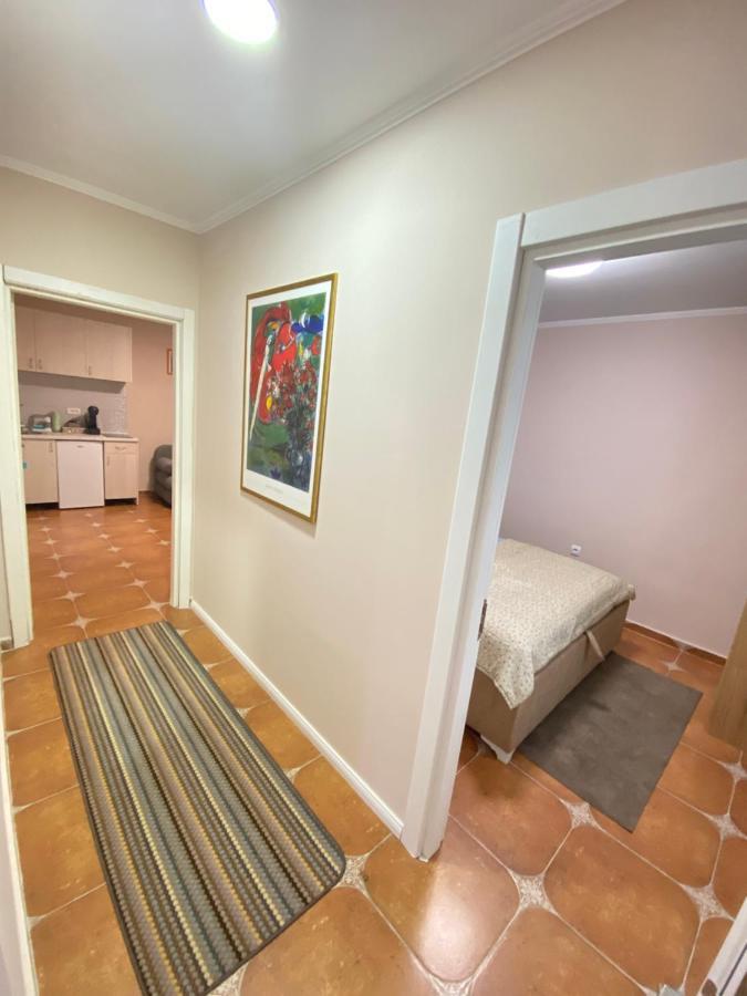 Aquata Apartments Tivat Extérieur photo