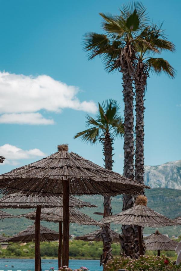 Aquata Apartments Tivat Extérieur photo